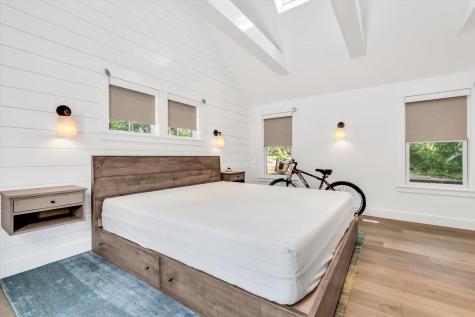 69 Pleasant Street Provincetown MA 02657