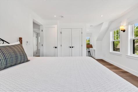 69 Pleasant Street Provincetown MA 02657