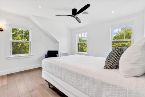 69 Pleasant Street Provincetown MA 02657