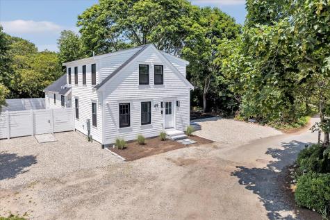 69 Pleasant Street Provincetown MA 02657