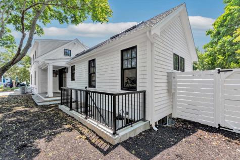 69 Pleasant Street Provincetown MA 02657