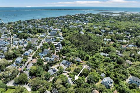 69 Pleasant Street Provincetown MA 02657