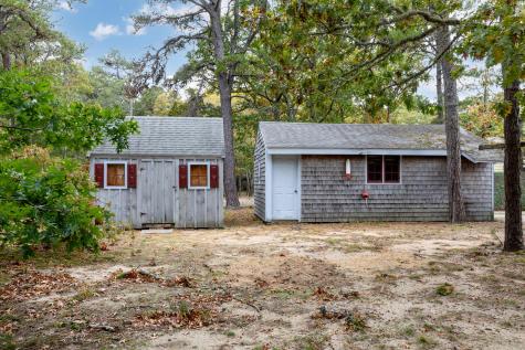 35 Thumpertown Road Eastham MA 02642