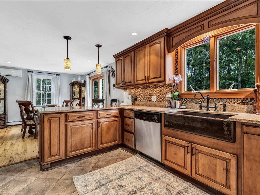 11 Westwind Circle Sandwich MA 02563
