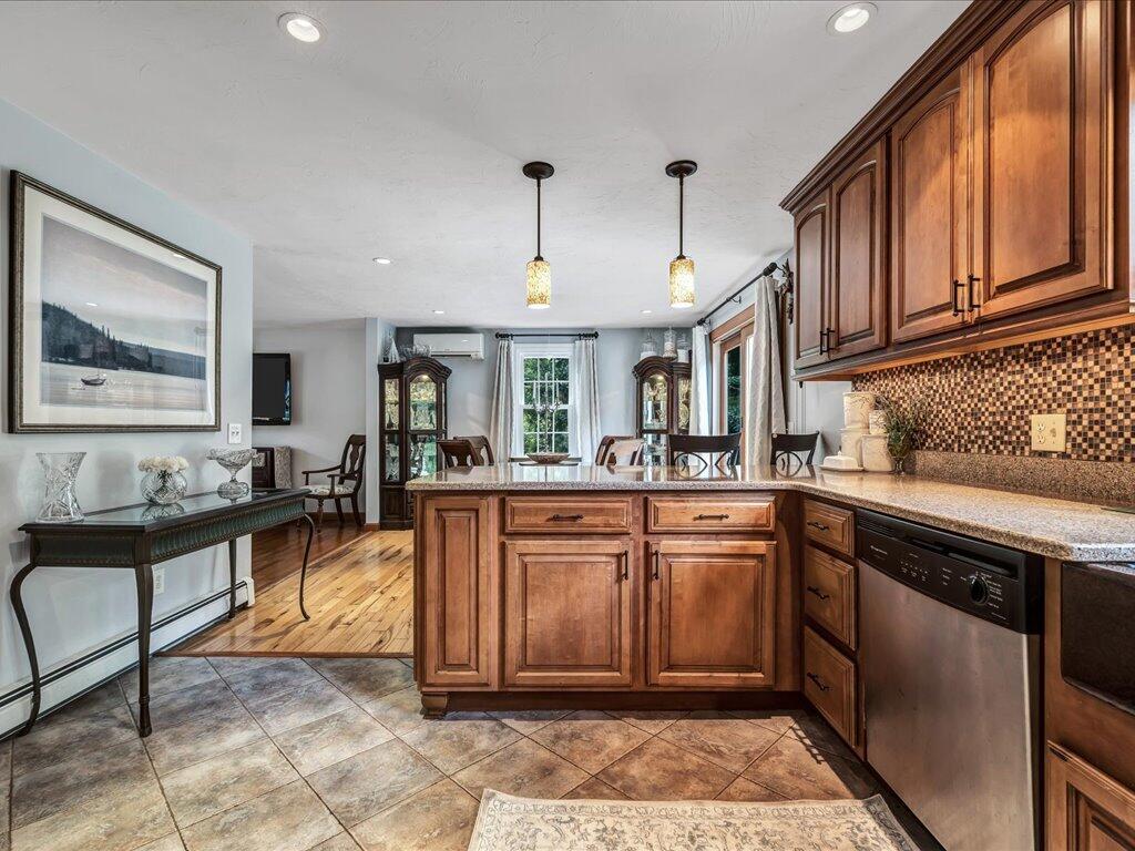 11 Westwind Circle Sandwich MA 02563