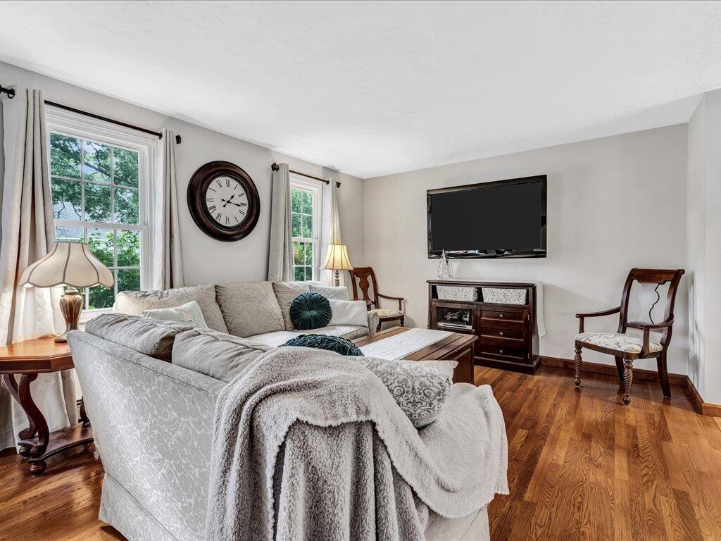 11 Westwind Circle Sandwich MA 02563