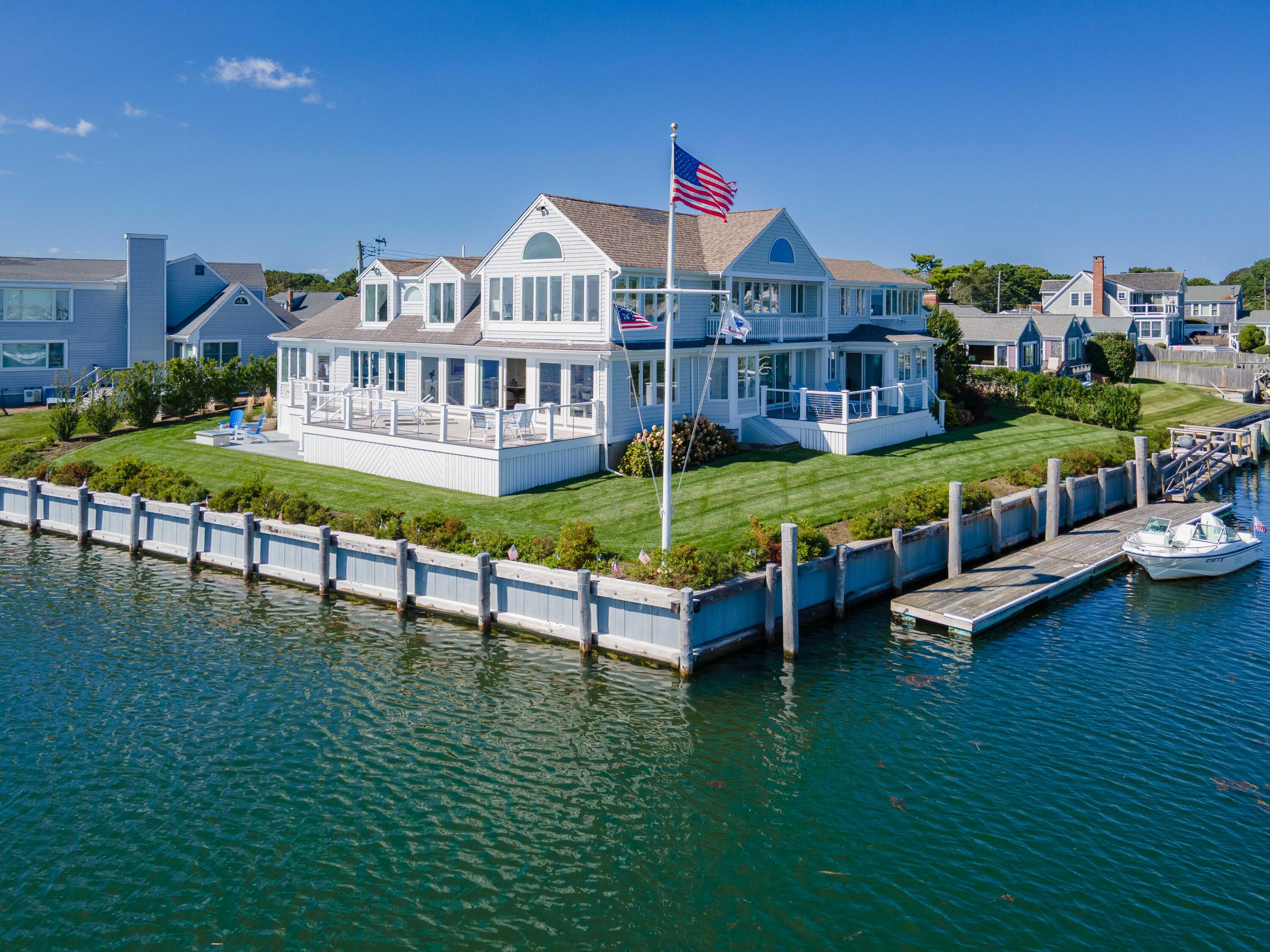 18 Wendy Way West Dennis MA 02670