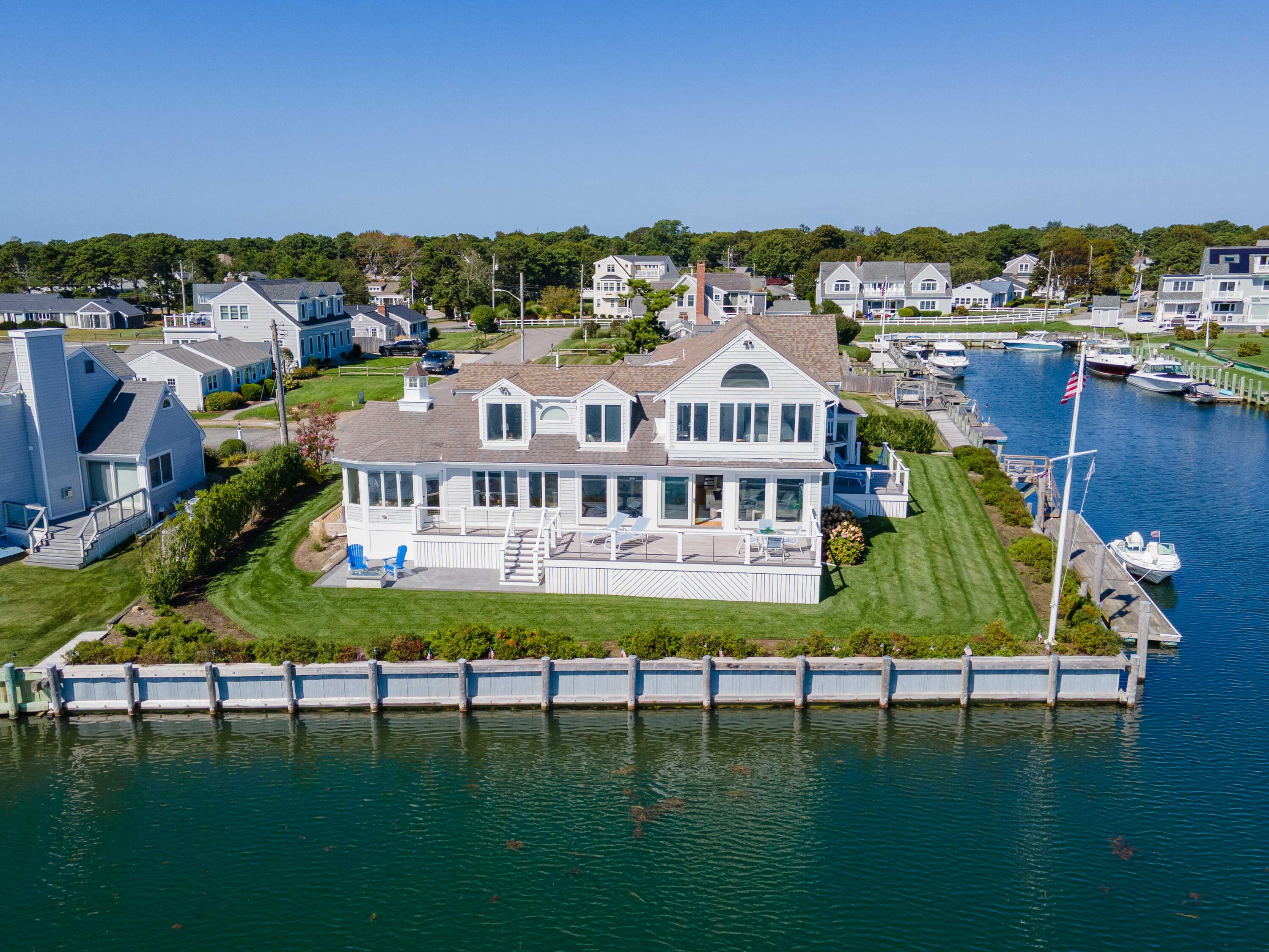 18 Wendy Way West Dennis MA 02670