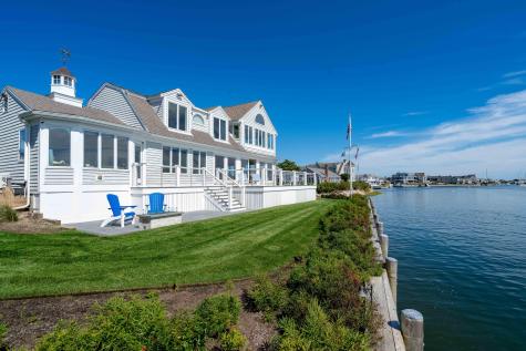 18 Wendy Way West Dennis MA 02670