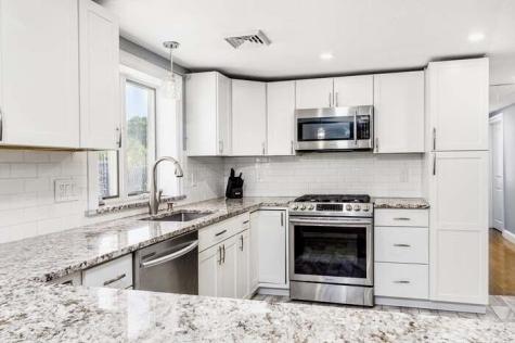 12 Ox Bow Road Falmouth MA 02536
