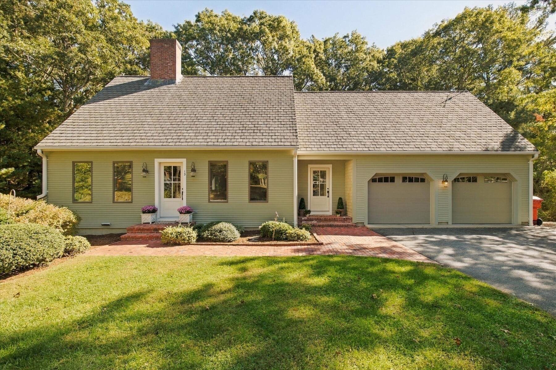 15 Sheep Pasture Way Sandwich MA 02563