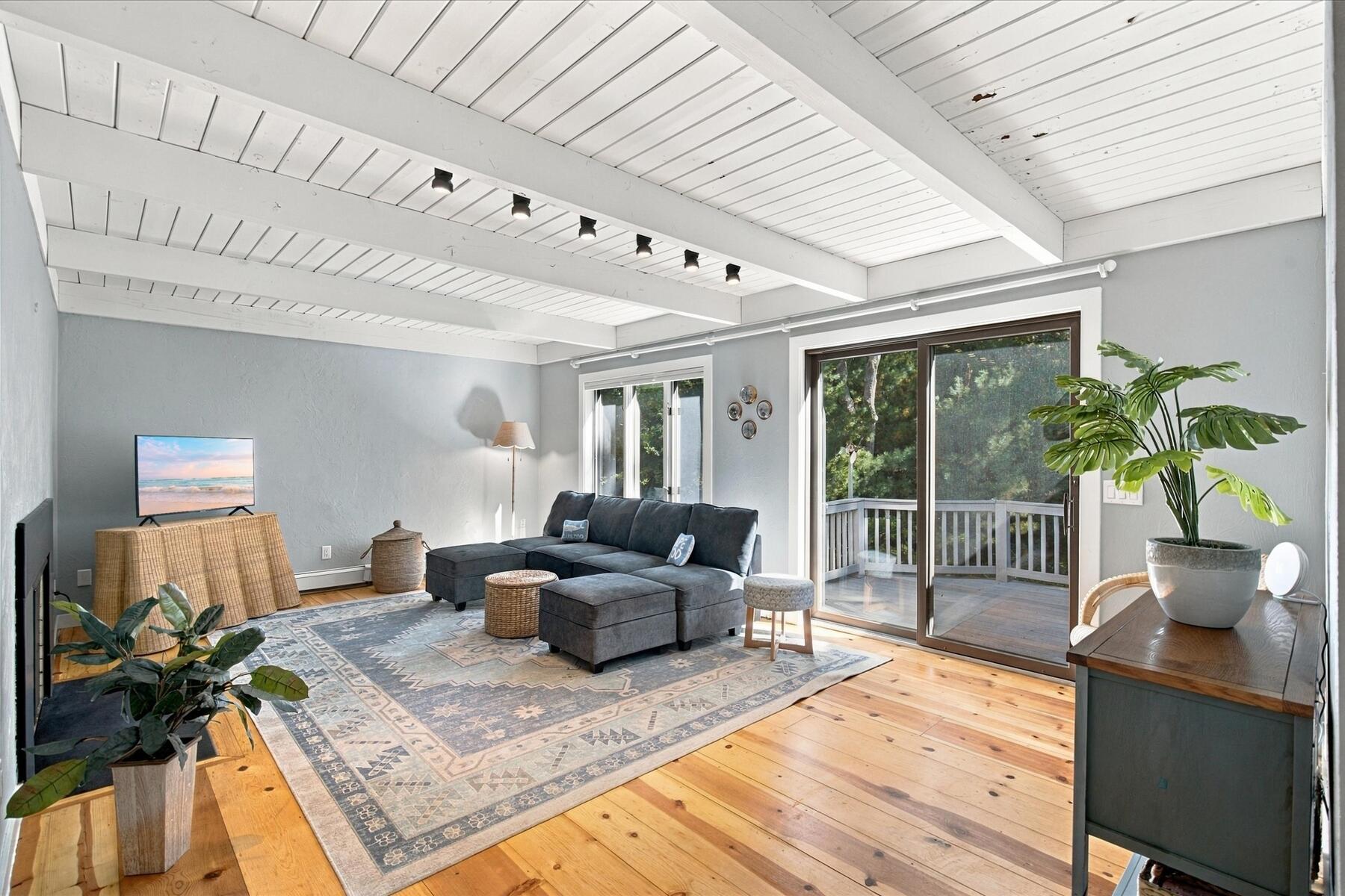 15 Sheep Pasture Way Sandwich MA 02563