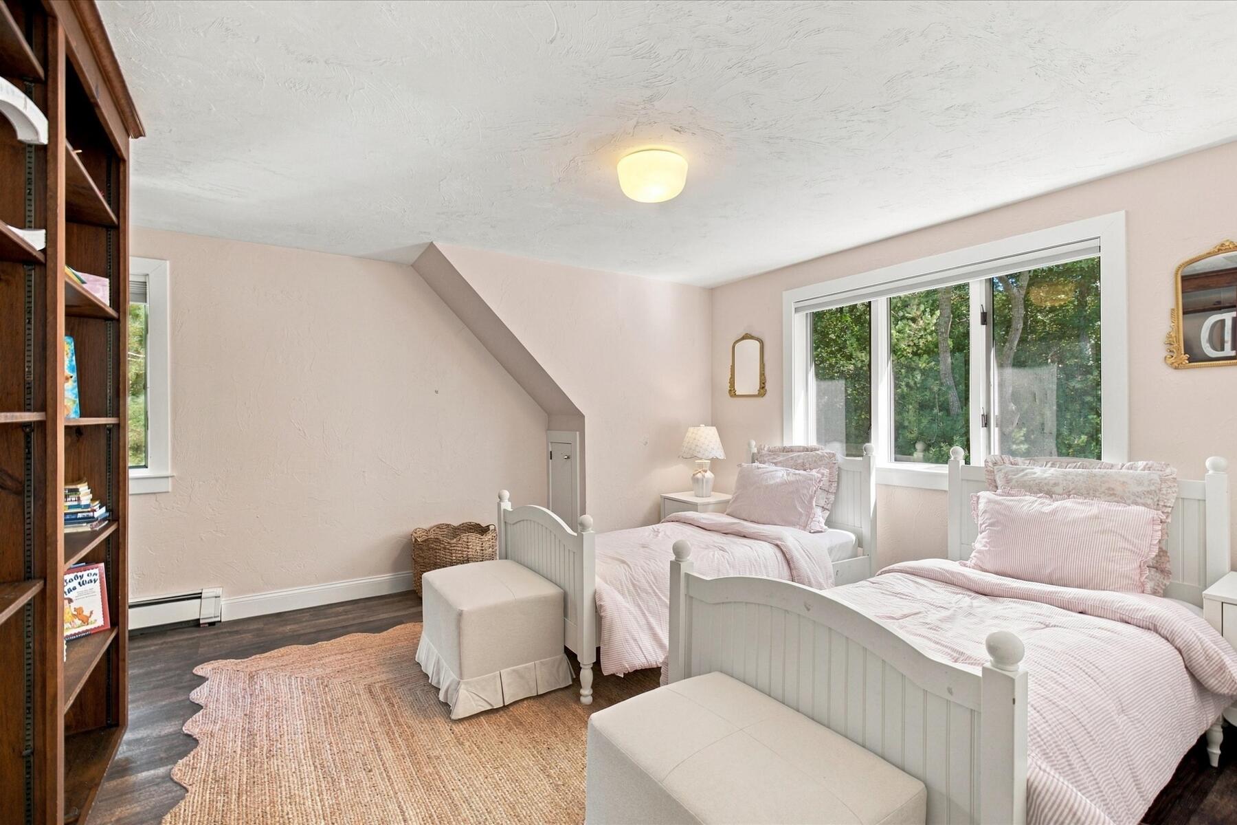 15 Sheep Pasture Way Sandwich MA 02563