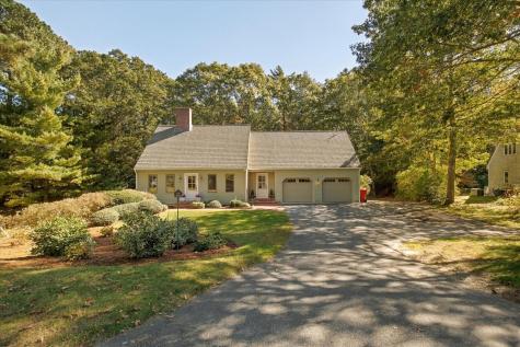 15 Sheep Pasture Way Sandwich MA 02563