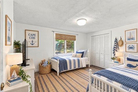 15 Sheep Pasture Way Sandwich MA 02563