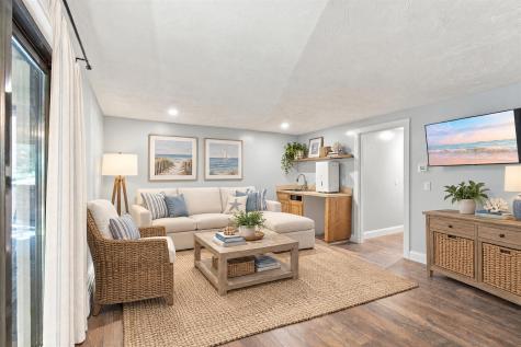 15 Sheep Pasture Way Sandwich MA 02563