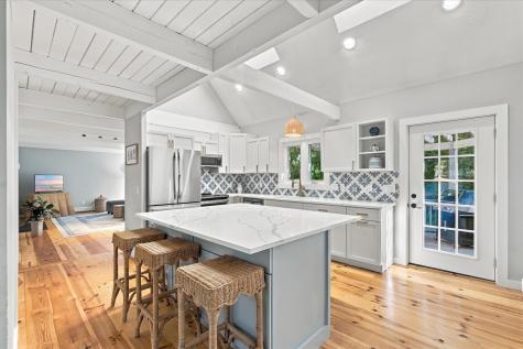15 Sheep Pasture Way Sandwich MA 02563