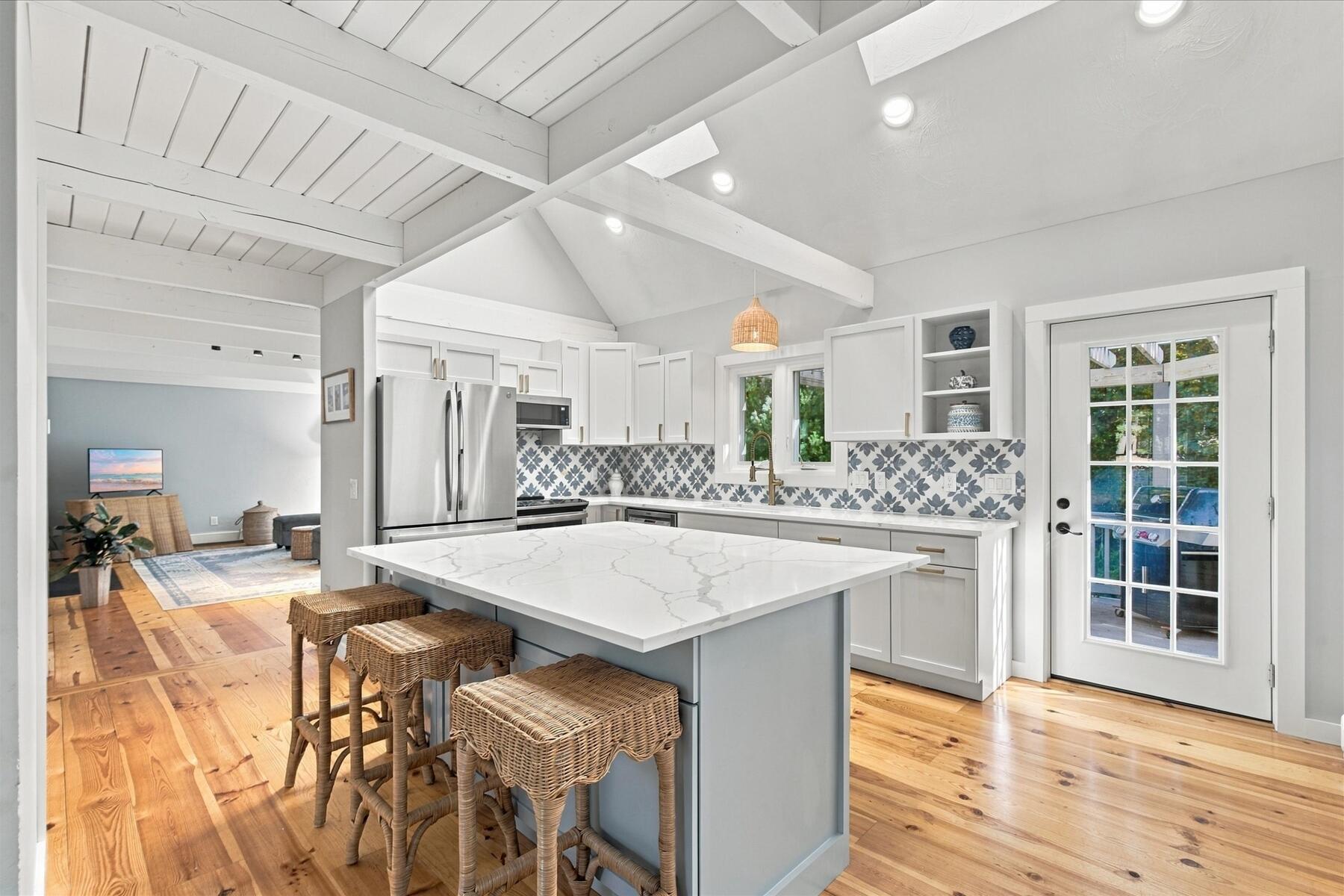 15 Sheep Pasture Way Sandwich MA 02563