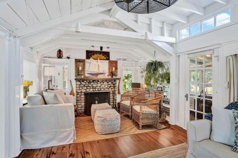 312 E Chop Drive Vineyard Haven MA 02568