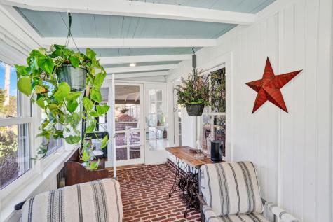 312 E Chop Drive Vineyard Haven MA 02568