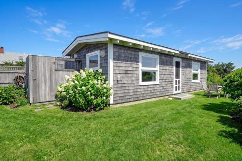312 E Chop Drive Vineyard Haven MA 02568