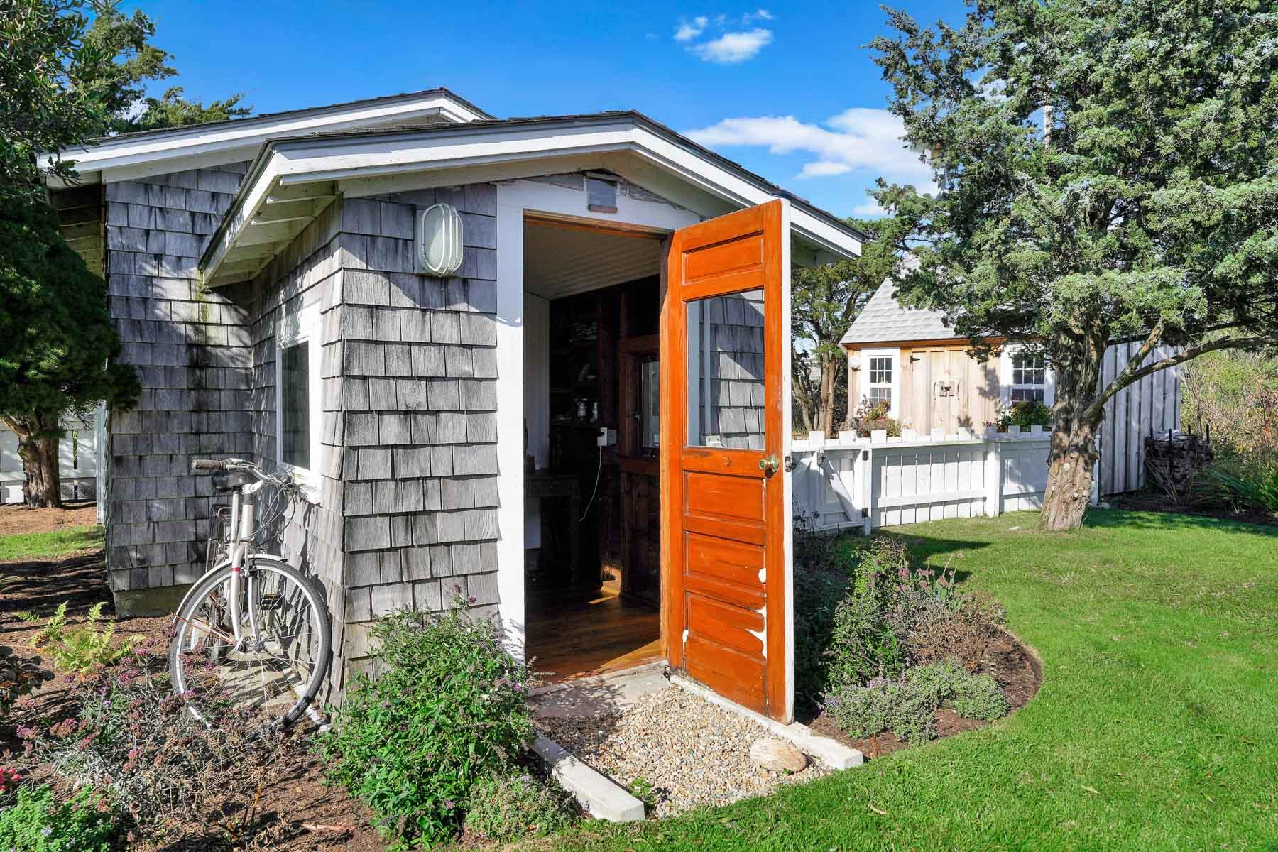 312 E Chop Drive Vineyard Haven MA 02568