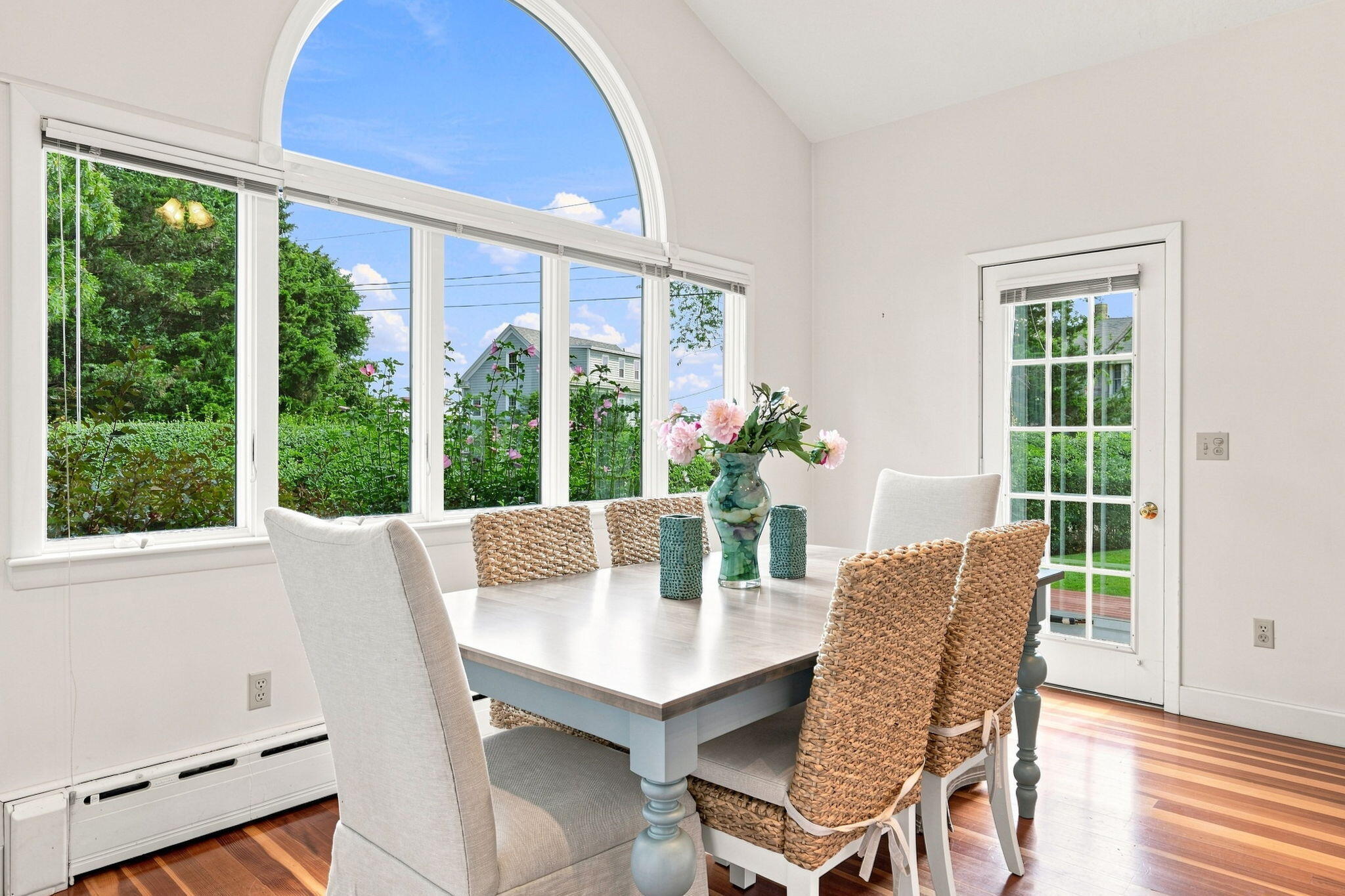 16 Manters Point Plymouth MA 02360