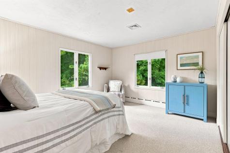 16 Manters Point Plymouth MA 02360
