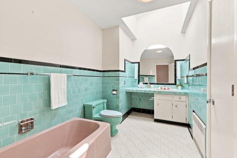 16 Manters Point Plymouth MA 02360
