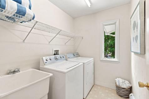 16 Manters Point Plymouth MA 02360
