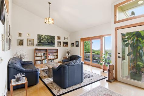 134 Pine Mountain Drive Plymouth MA 02360