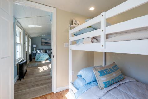 8 Bungalow Lane Buzzards Bay MA 02532
