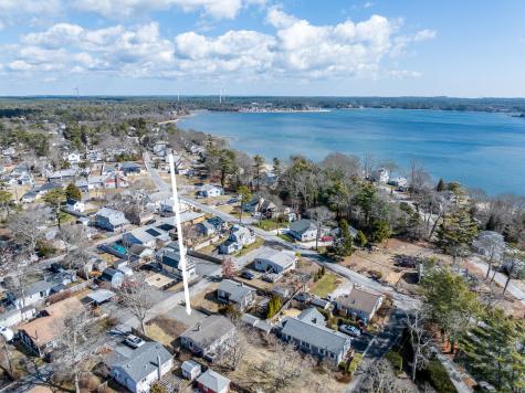 8 Bungalow Lane Buzzards Bay MA 02532