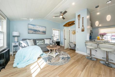 8 Bungalow Lane Buzzards Bay MA 02532