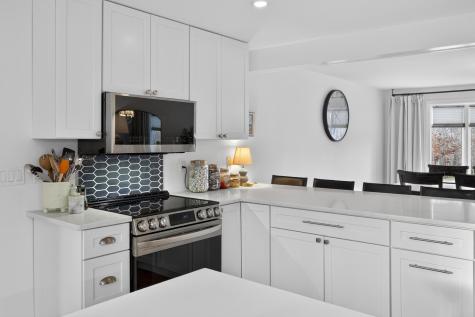 24 Surrey Lane Sandwich MA 02563