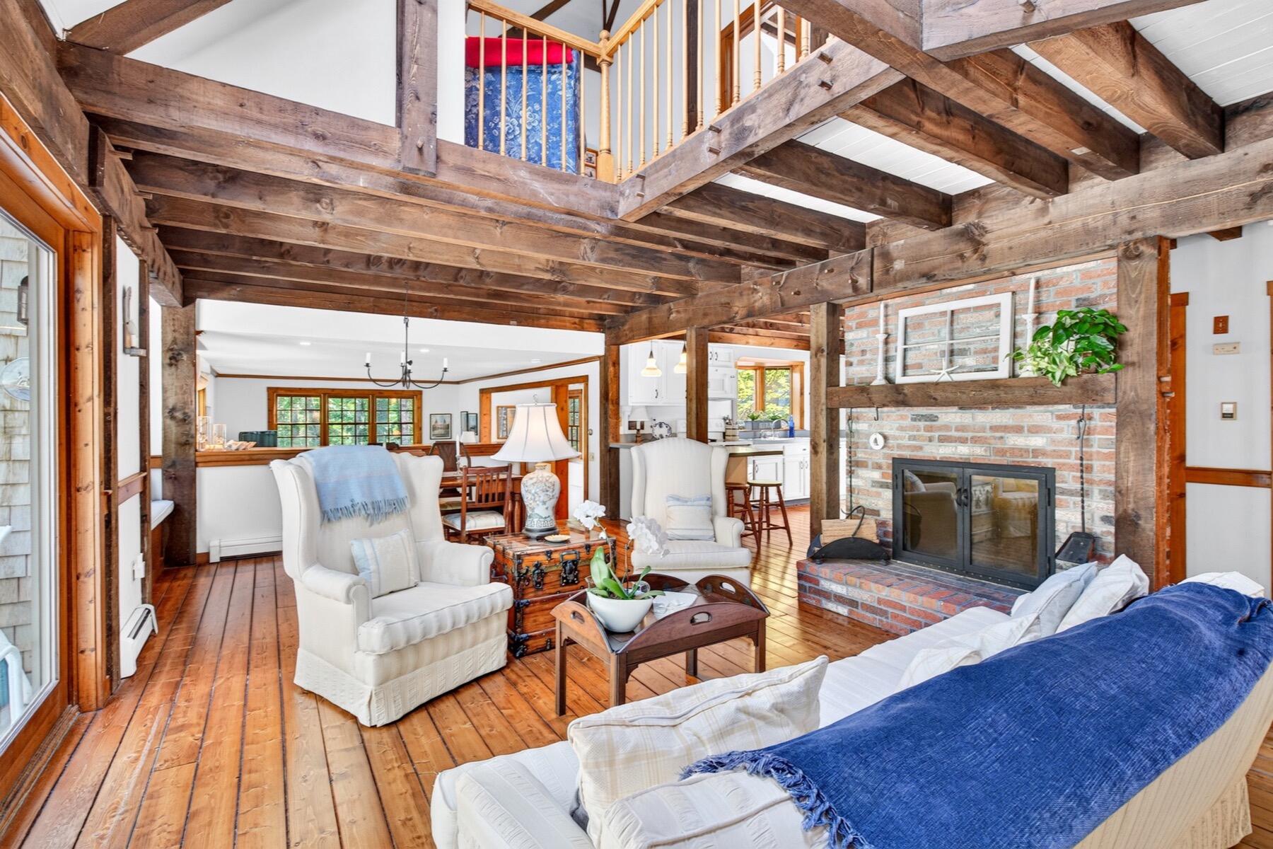 110 Waquoit Road Cotuit MA 02635