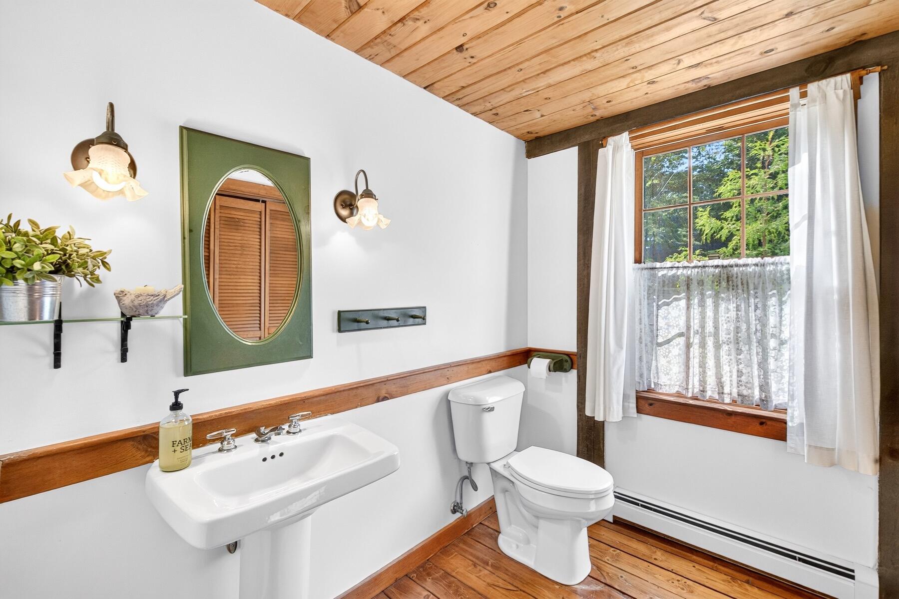 110 Waquoit Road Cotuit MA 02635