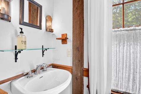 110 Waquoit Road Cotuit MA 02635