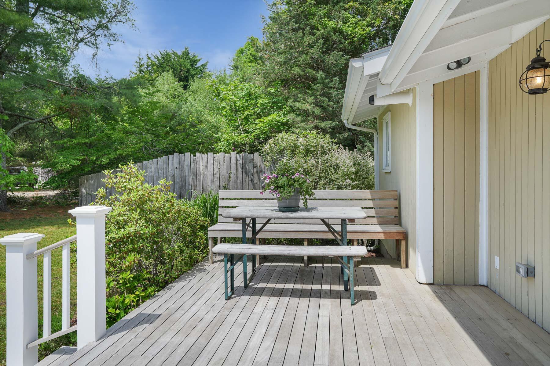 3 Kims Way Oak Bluffs MA 02557