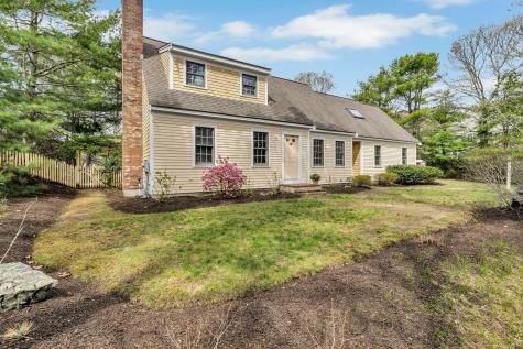 5 Quail Run Lane Sandwich MA 02537