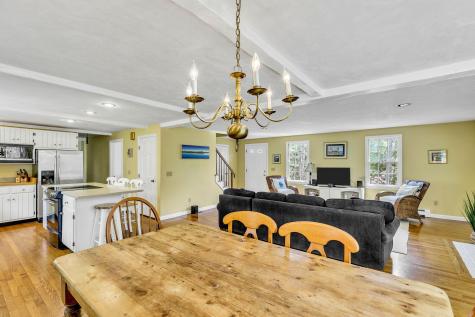 5 Quail Run Lane Sandwich MA 02537