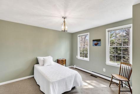 5 Quail Run Lane Sandwich MA 02537
