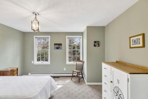 5 Quail Run Lane Sandwich MA 02537