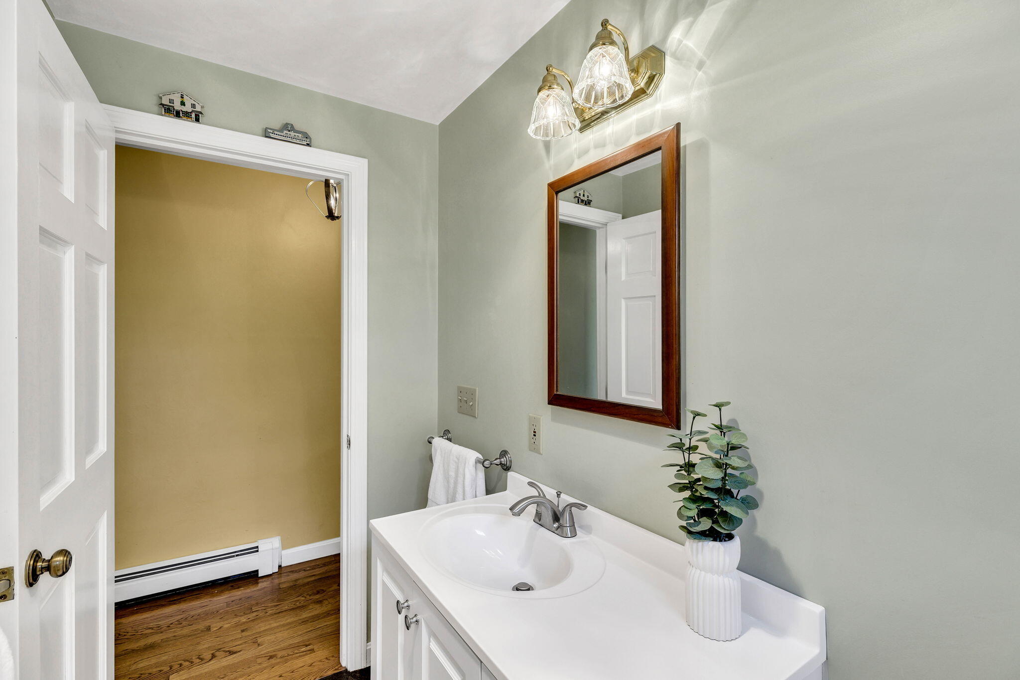 5 Quail Run Lane Sandwich MA 02537