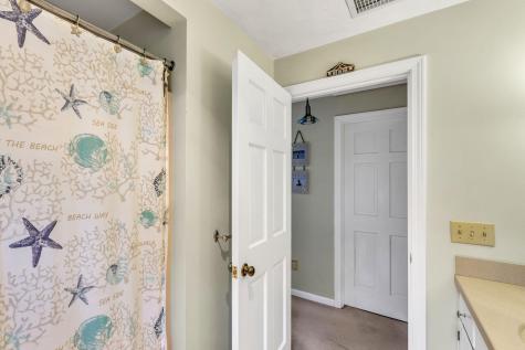 5 Quail Run Lane Sandwich MA 02537