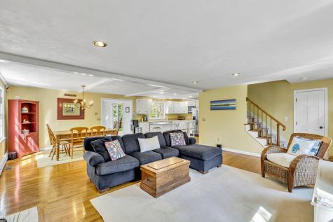 5 Quail Run Lane Sandwich MA 02537