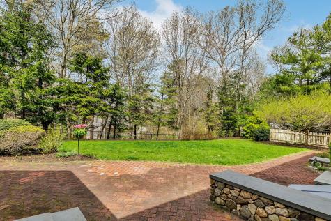 5 Quail Run Lane Sandwich MA 02537