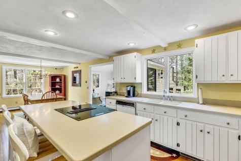 5 Quail Run Lane Sandwich MA 02537