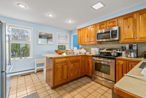 7 Sea Street Harwich MA 02646