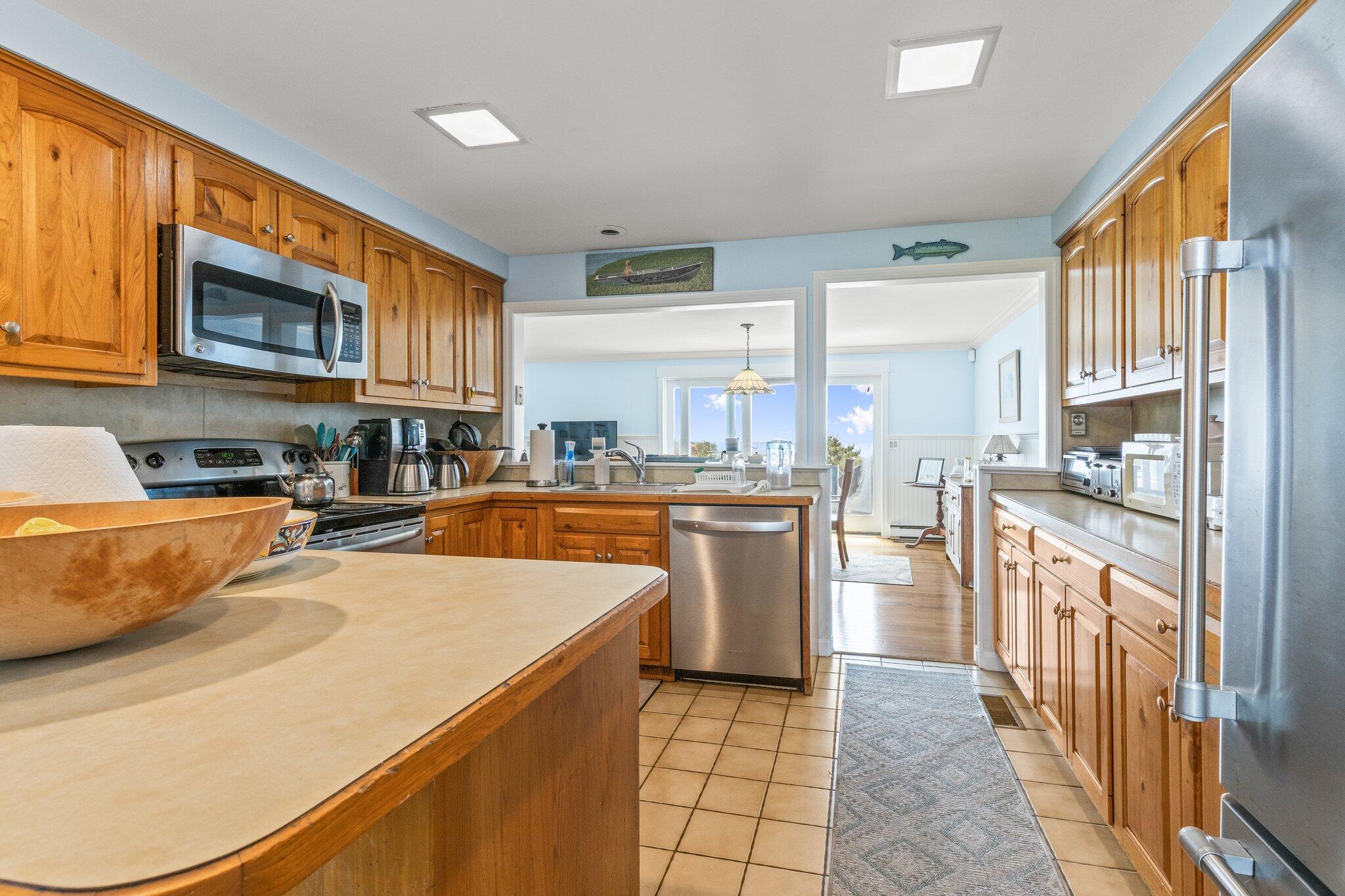 7 Sea Street Harwich MA 02646